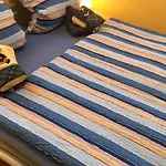 Moderne Ferienwohnung für 4 Personen mit Balkon